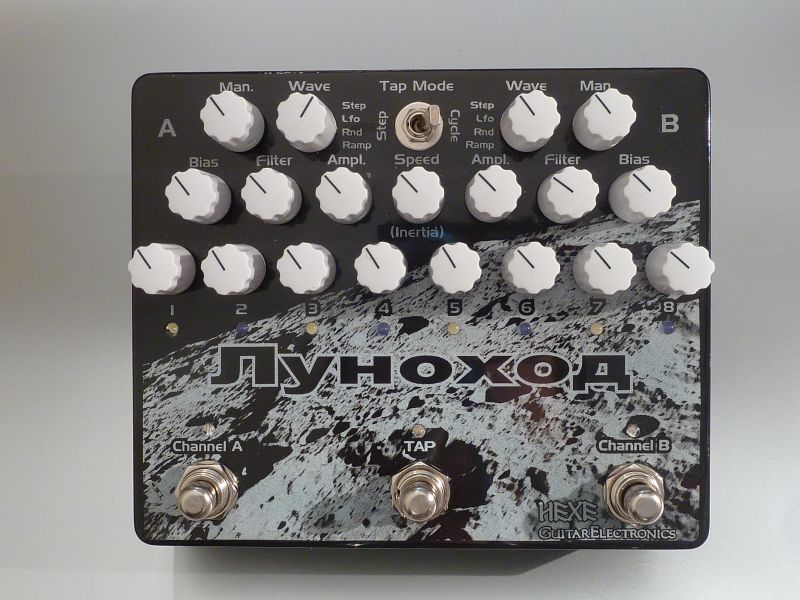 Dual channel 8 Step Sequencer / LFO / Ramp Generator. Emulates expression pedal (works only with HEXE pedals). Lunochod